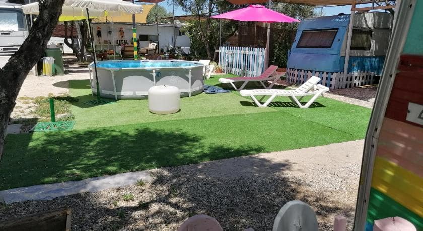 Caravanas y habitaciones para relajarse