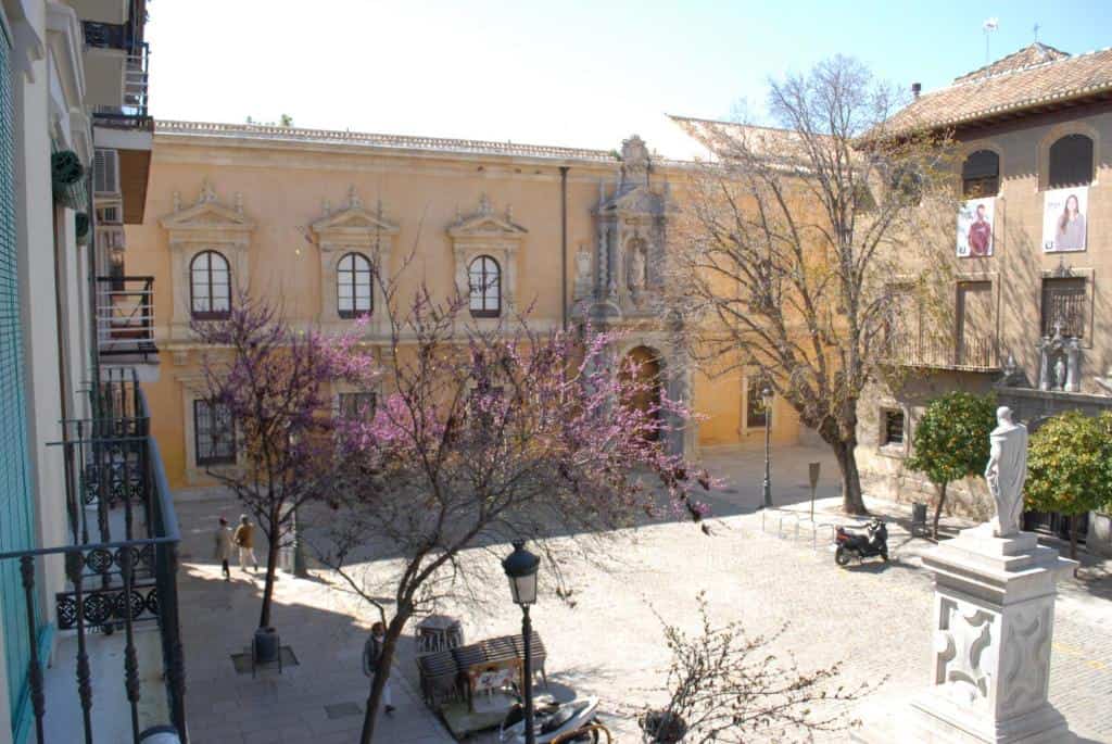 La Perla Granada Suites