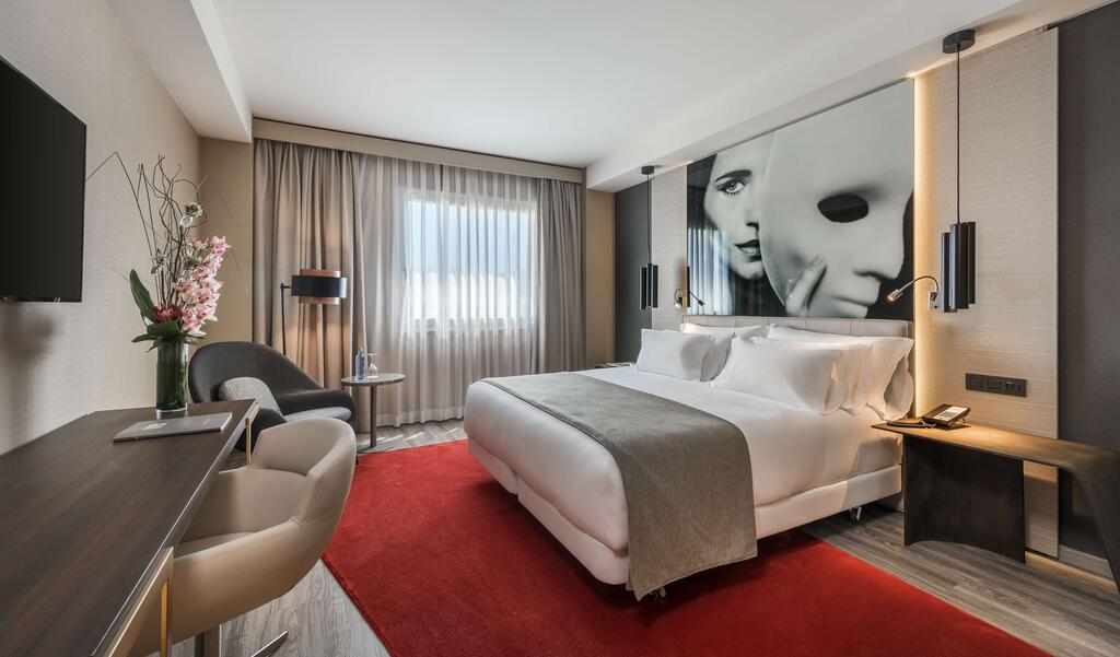 habitación doble hotel Nh Collection Madrid Suecia