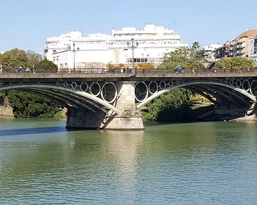 Paseo por el Guadalquivir (Sevilla).